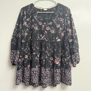 5/$20 Floral Black and Purple Women's Top